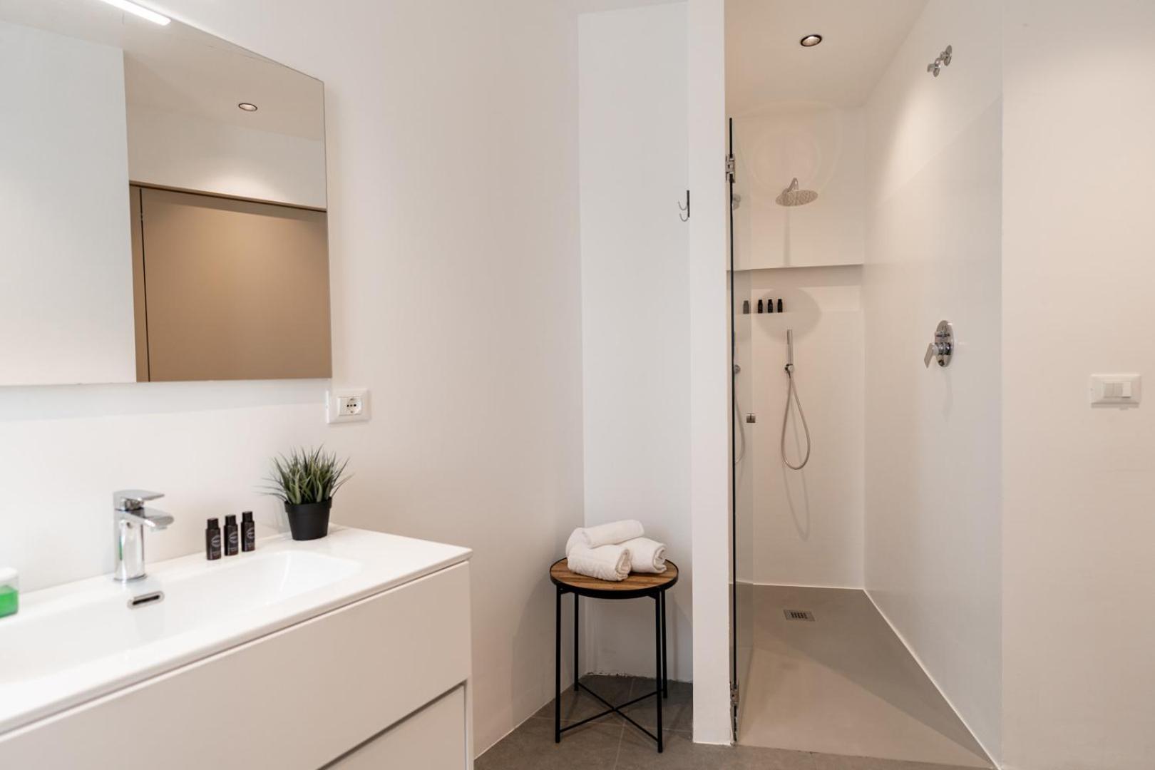 Amare Suite & Apartments Беллария-Иджеа-Марина Экстерьер фото